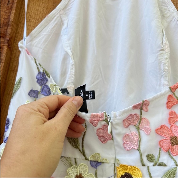 Ivory 3D Colorful Floral Embroidered Halter Midi Dress πΏ - Picture 12 of 13
